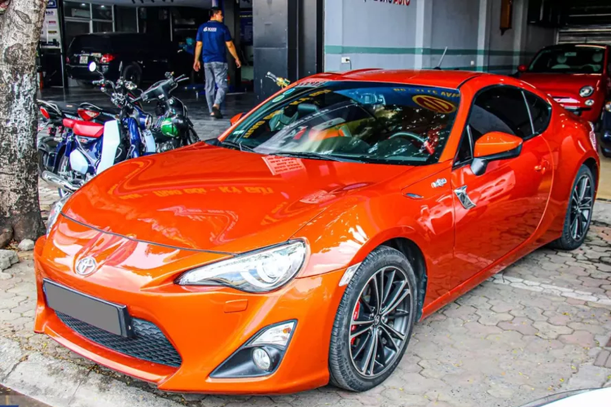 Toyota FT-86 sang chanh mot thoi, sau 10 nam gia rot 1 ty dong-Hinh-2