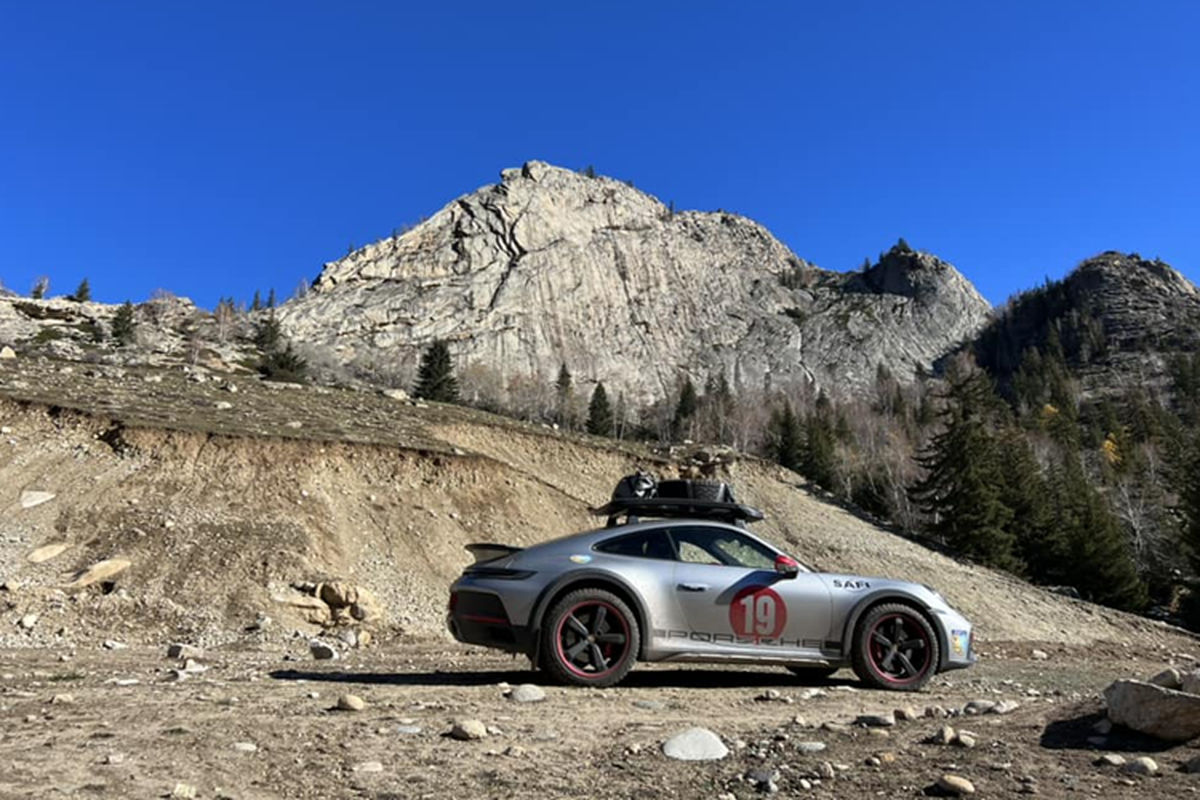 Dai gia Hai Phong chia se lai Porsche 911 Dakar hon 16 ty o Mong Co-Hinh-7