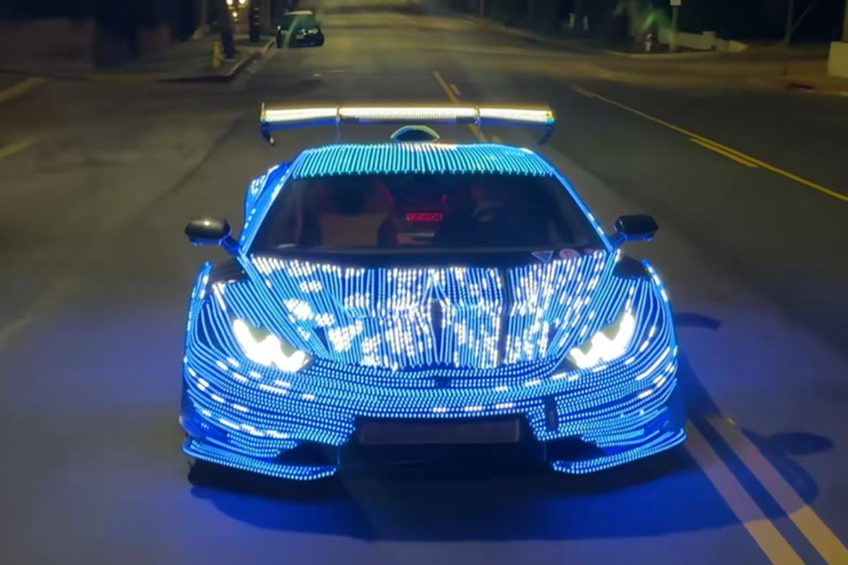 Ngam Lamborghini Huracan phien ban “cay thong giang sinh di dong”-Hinh-5