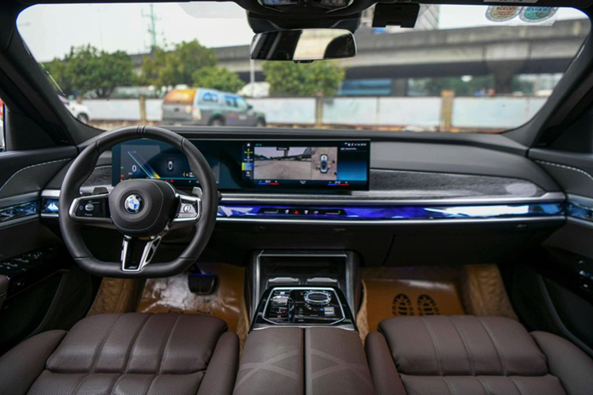 BMW 7-Series moi vua lan banh 3 thang, dai gia Ha Noi lo 600 trieu-Hinh-3
