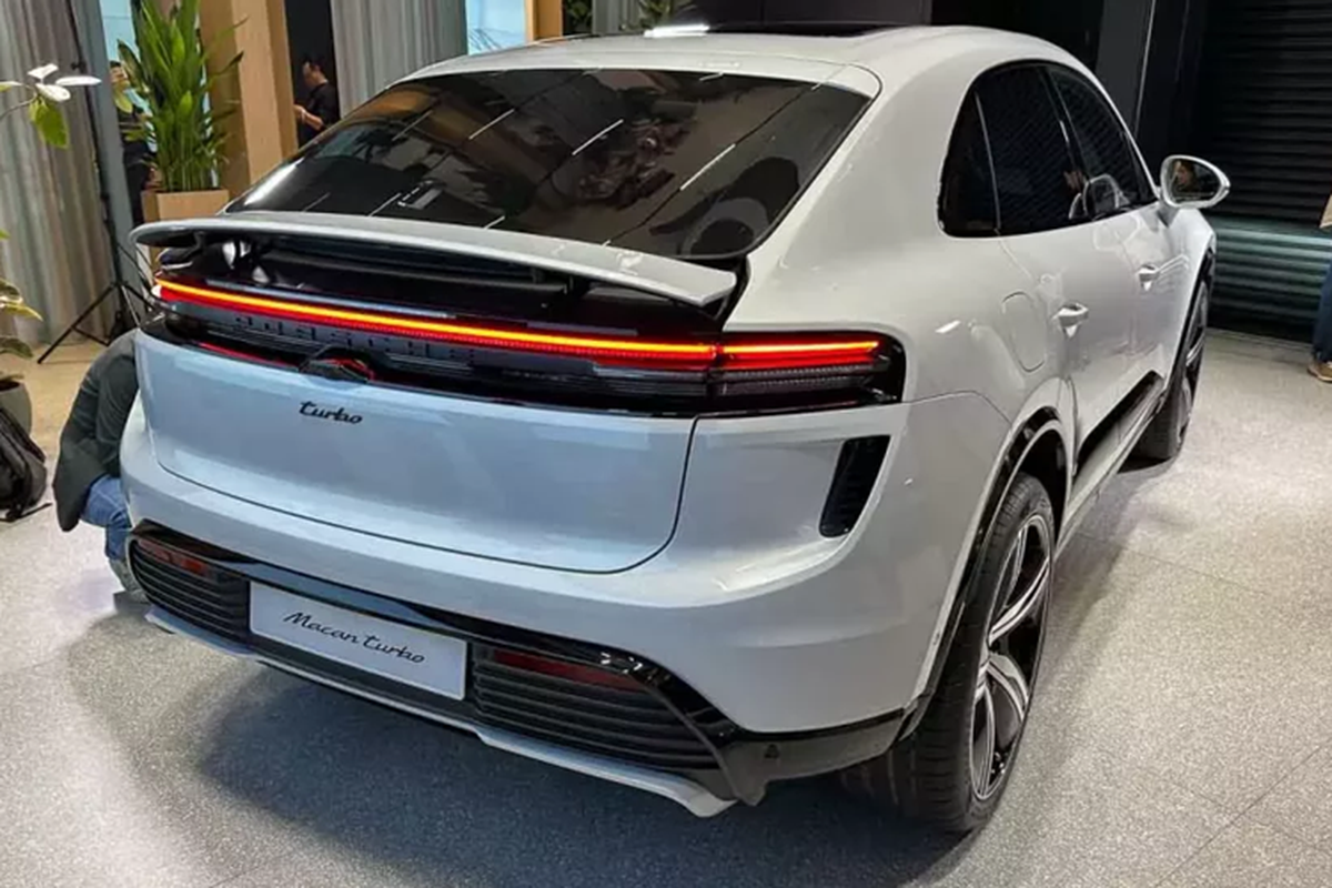Porsche Macan EV 2024 chinh thuc trinh lang, tu 1,93 ty dong-Hinh-10