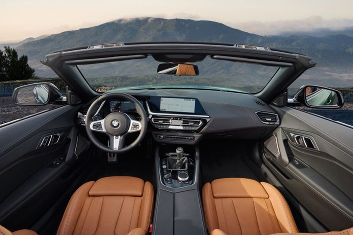 BMW Z4 2025 has more options for comparison, 