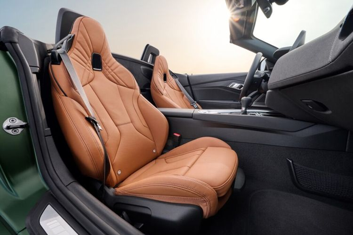 BMW Z4 2025 has more options for comparison, 