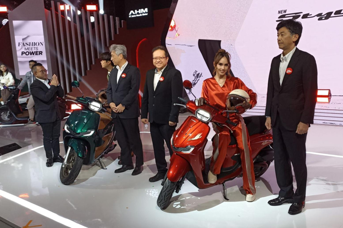 Honda Stylo 160 - xe ga thoi trang tu 43 trieu dong sap ve Viet Nam