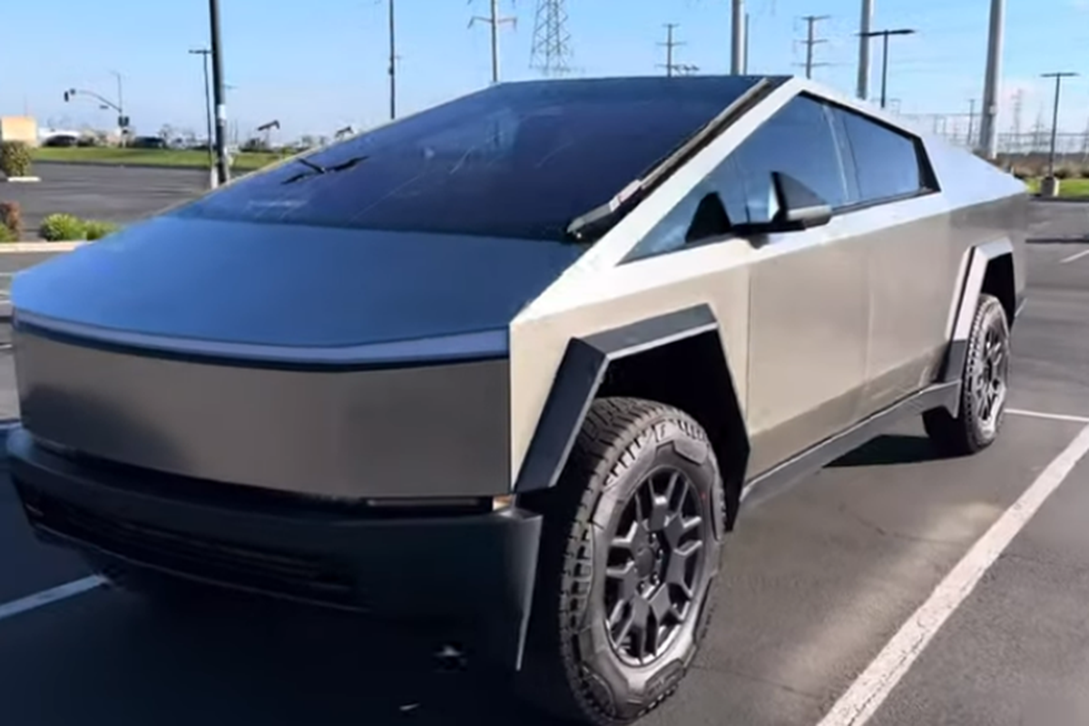 Tesla Cybertruck 2024 lieu co sap ve tay Minh Nhua?-Hinh-3