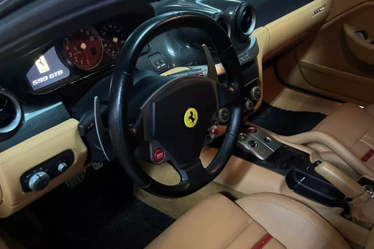 Qua Vu “yeu lai ghe cu” Ferrari 599 GTB Fiorano sau 3 nam chia tay-Hinh-4