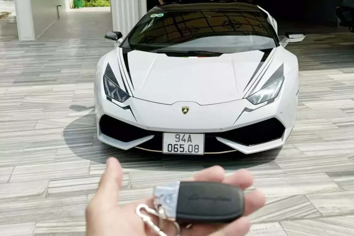 Hot Tiktoker o Bac Lieu rao ban sieu xe Lamborghini Huracan LP610-4