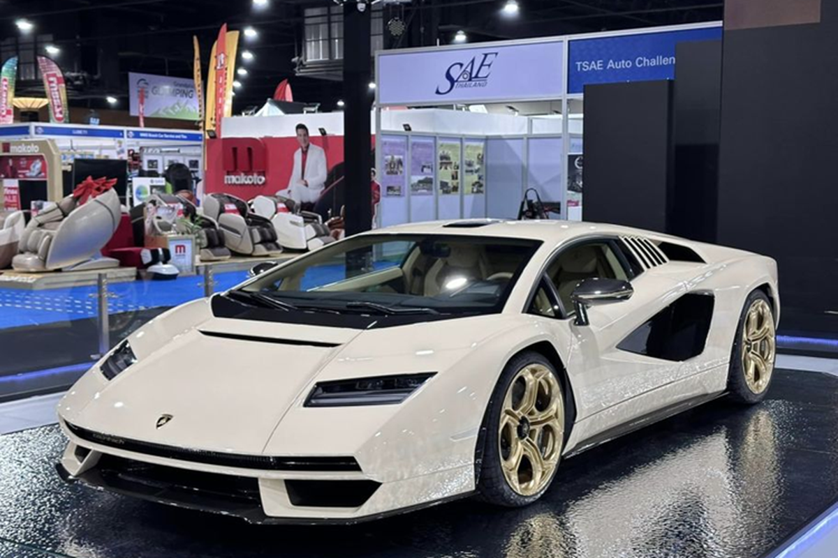 Can canh Lamborghini Countach gan 300 ty dong tai Dong Nam A