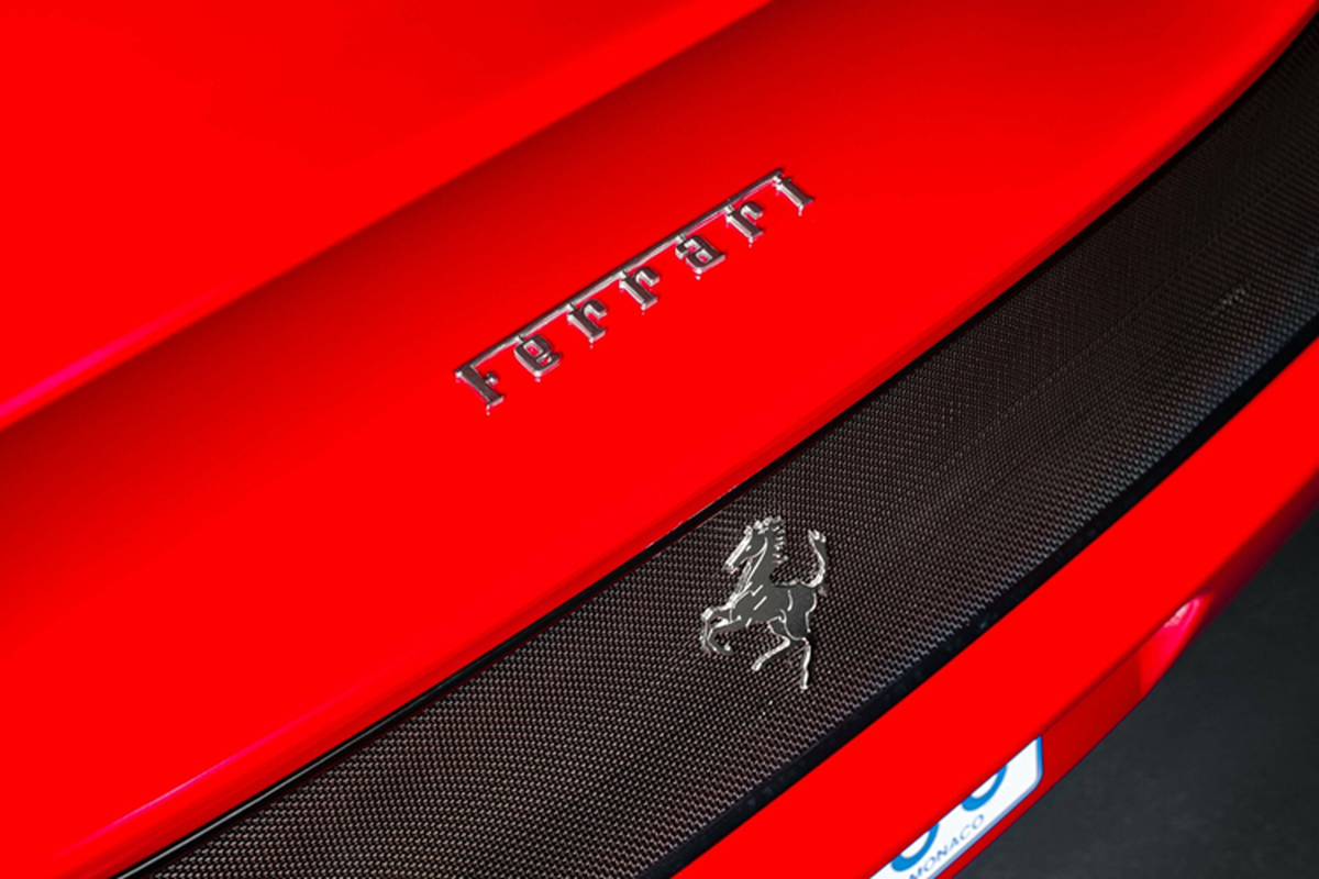 Ferrari F50  - “ngua hoang