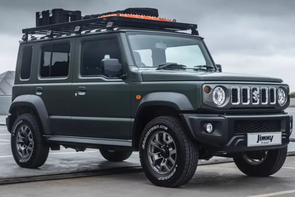 Suzuki Jimny lo dien phien ban ban tai khien dan choi 