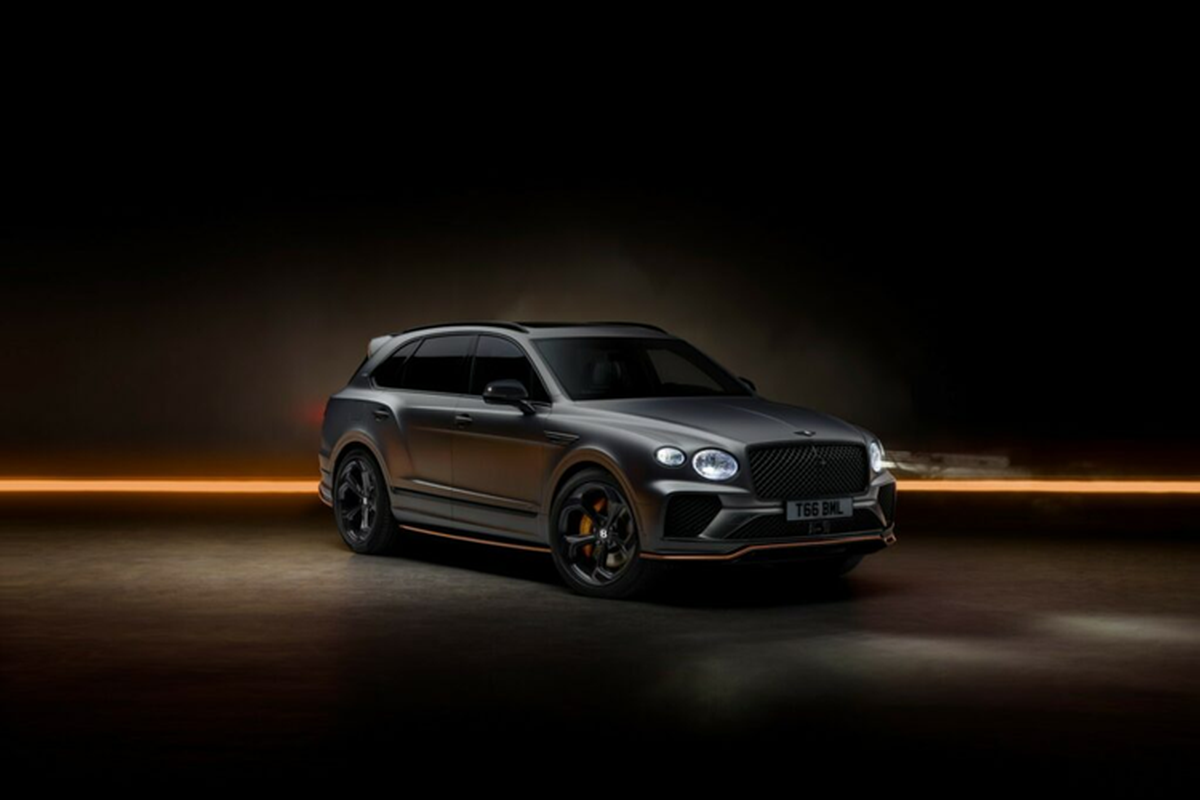 Ngắm Bentley Bentayga S Black Edition 2024