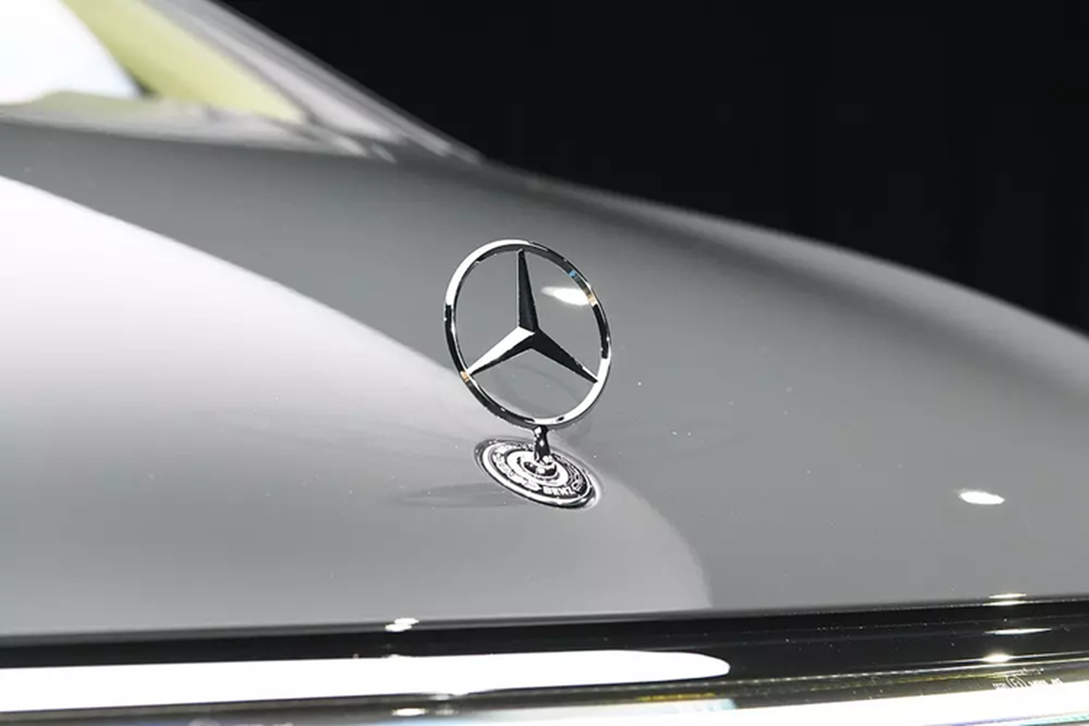 Mercedes-Benz EQS 2025 dep nhu xe xang, BMW i7 de chung-Hinh-3