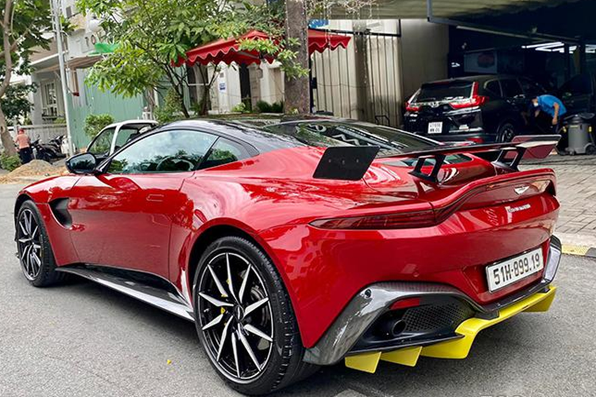 Aston Martin Vantage hon 15 ty tiep tuc ve nha Dang Le Nguyen Vu-Hinh-10