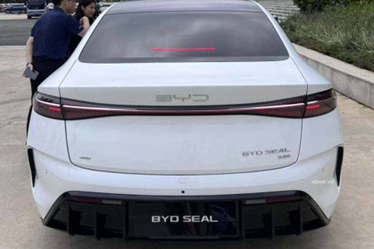 BYD Seal sap ra mat tai Viet Nam, ban EV chay 700km/lan sac-Hinh-10