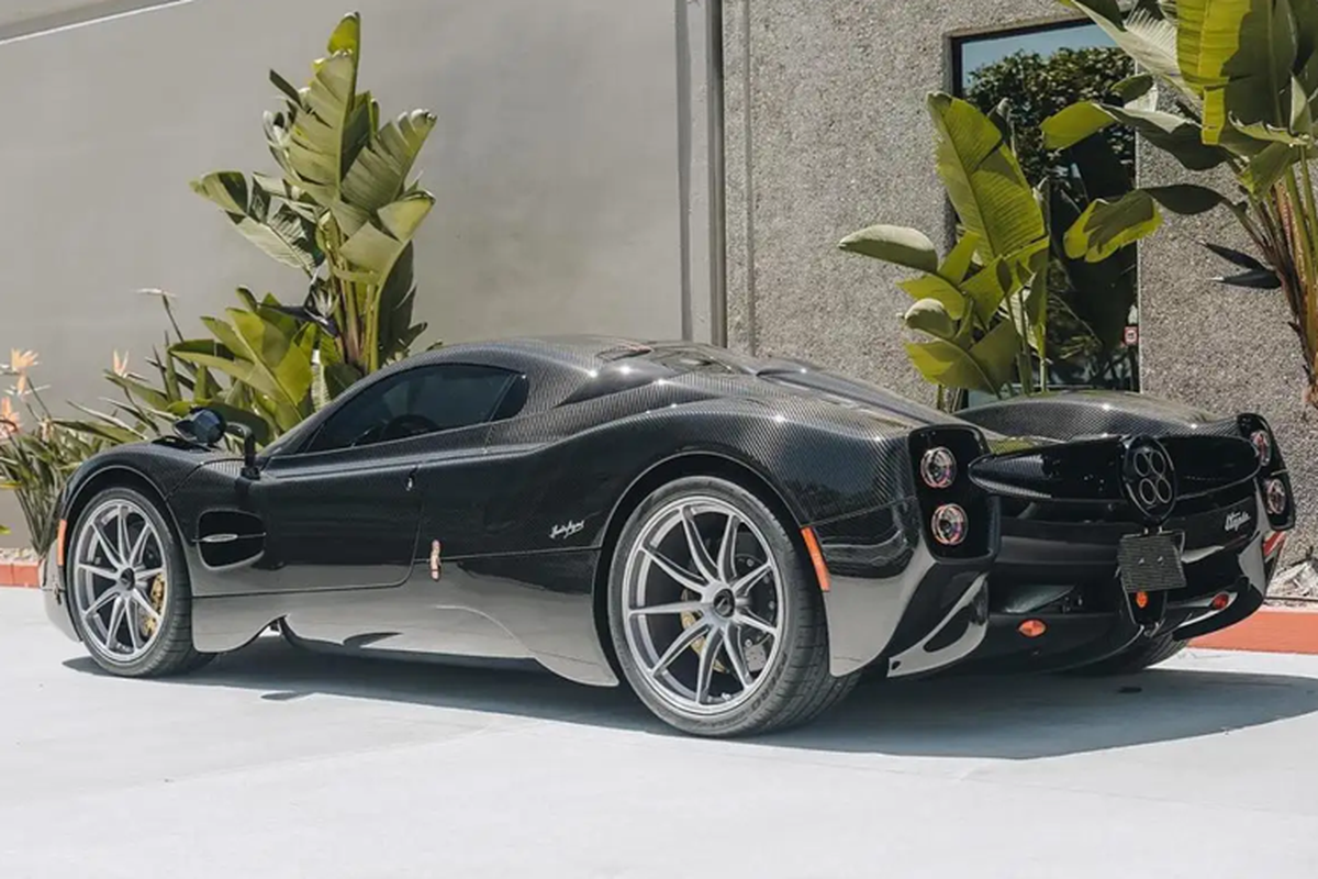 Pagani Utopia gia hon 53 ty dong dau tien den tay dai gia My-Hinh-10