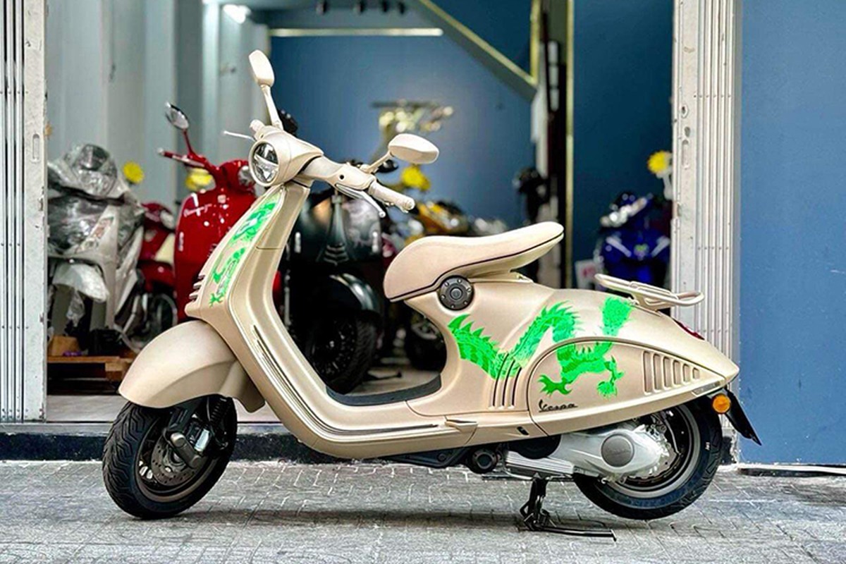 Vespa 946 phien ban rong rao ban hon 700 trieu dong tai Viet Nam-Hinh-10