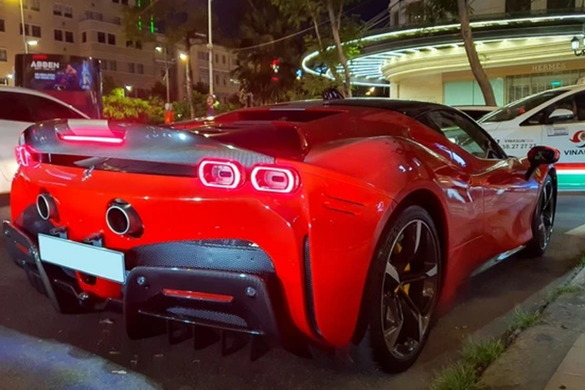 Ferrari SF90 Stradale bi an nhat Viet Nam ra bien NG, khoang 19 ty-Hinh-10