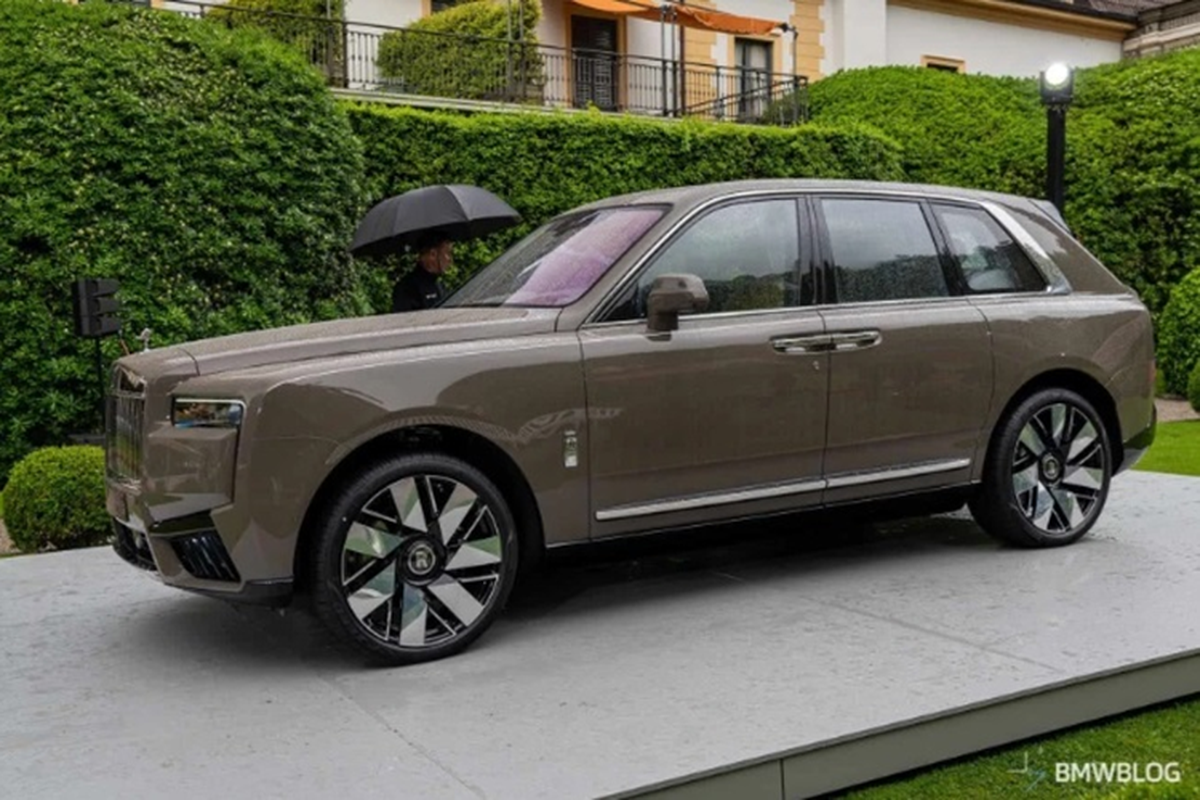 Soi Rolls-Royce Cullinan Series II tu gan 37 ty sap ban tai Viet Nam