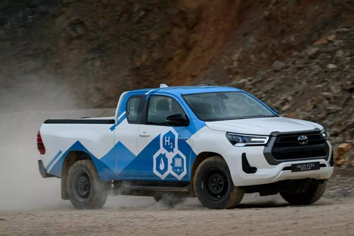 Ban tai Toyota Hilux dong co hydro 