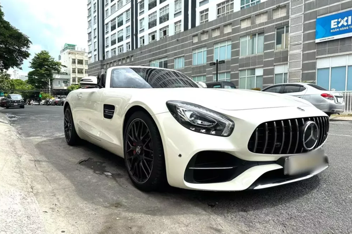 Can canh Mercedes-AMG GT Roadster doc nhat Viet Nam gia 7,3 ty-Hinh-2