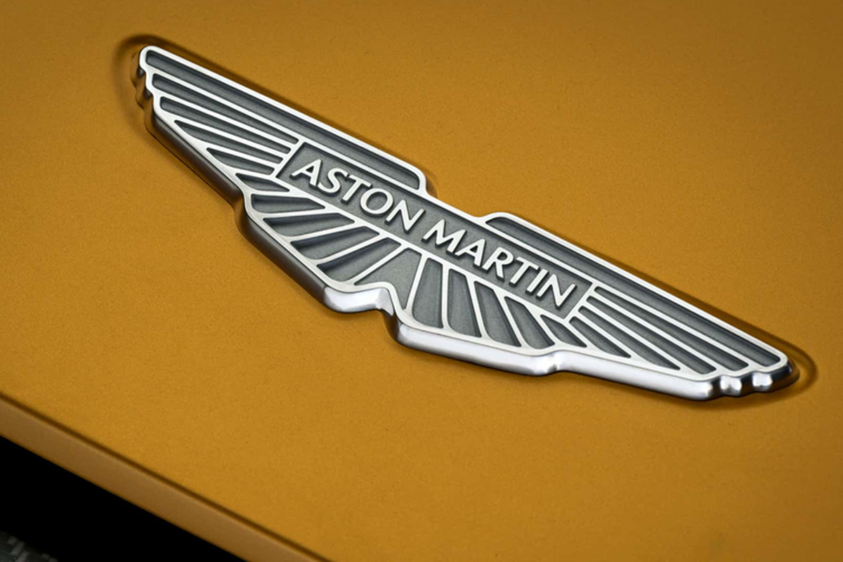Aston Martin Valiant - “vu khi duong dua” so san gia 2,5 trieu USD-Hinh-4