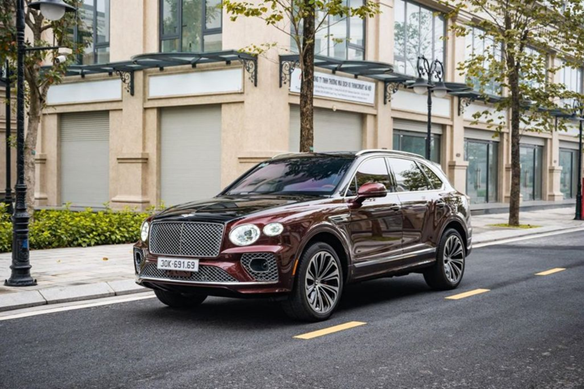 Bentley Bentayga First Edition chay 2 nam, dai gia Ha Noi lo 5 ty dong-Hinh-2