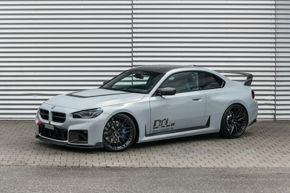 BMW M2 2025 gia mem hoa 