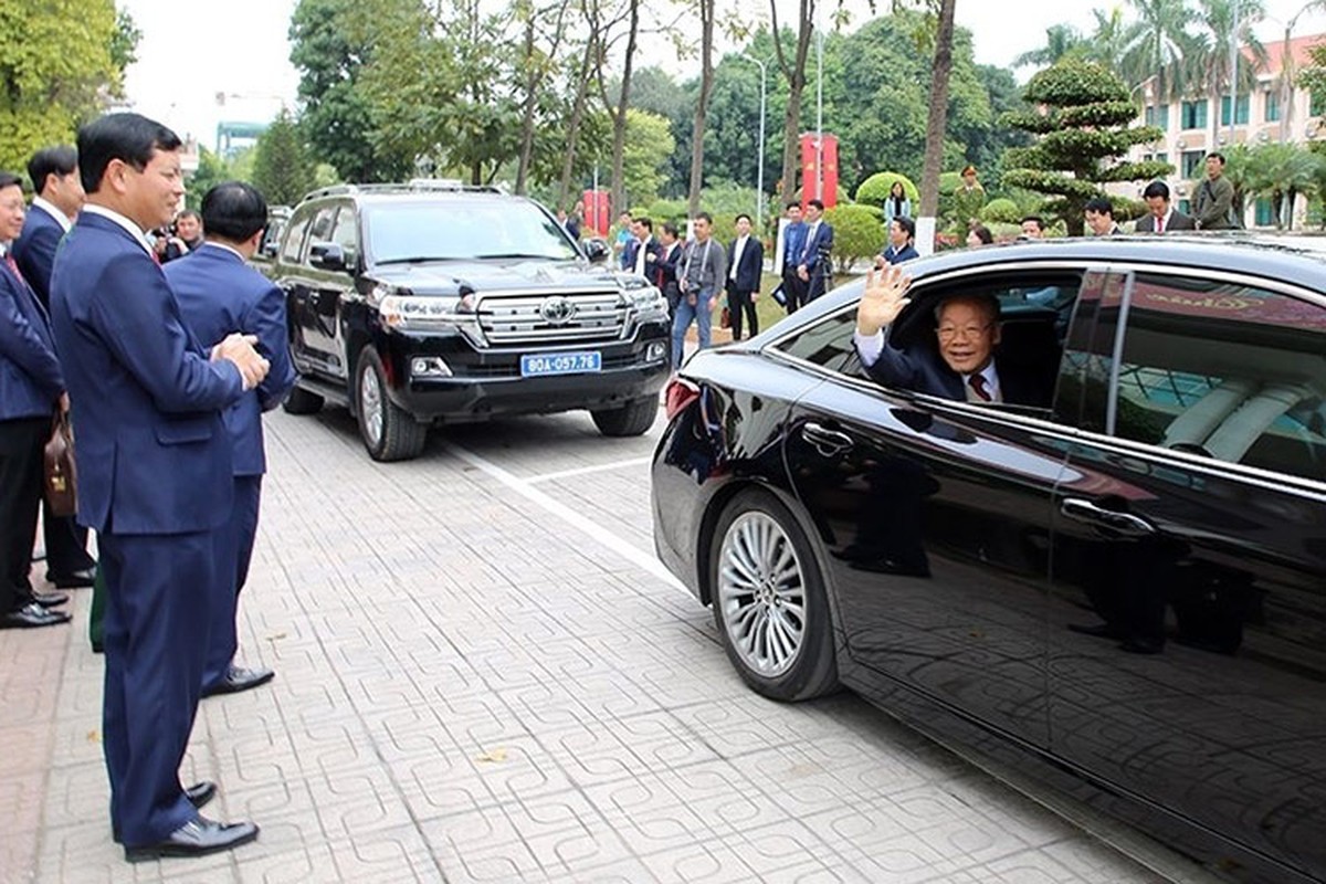 Toyota Crown 1998, “nguoi can ve gia” cua Tong bi thu Nguyen Phu Trong-Hinh-10