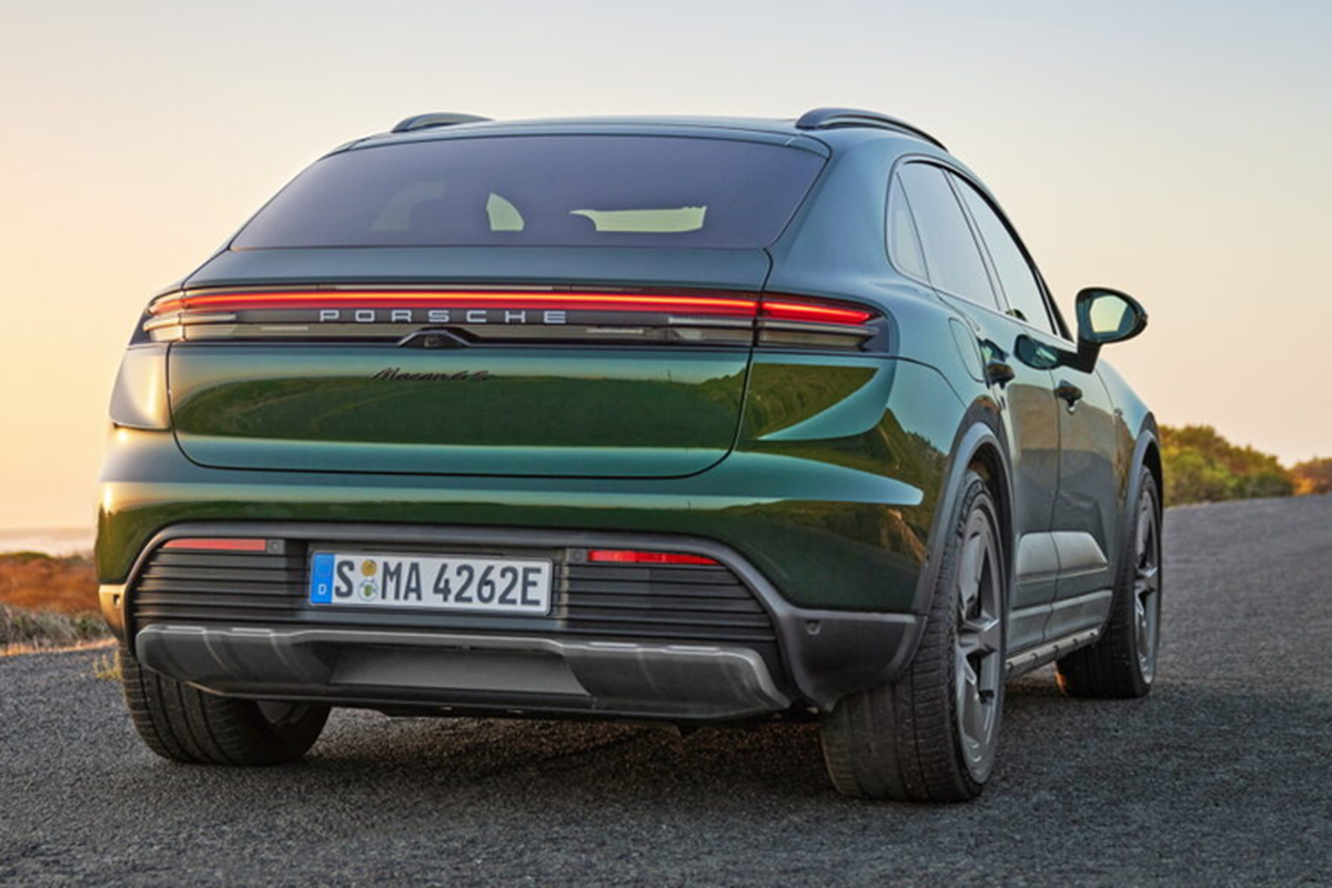 Porsche Macan EV 2024 them ban dan dong cau sau va hieu nang 4S-Hinh-10