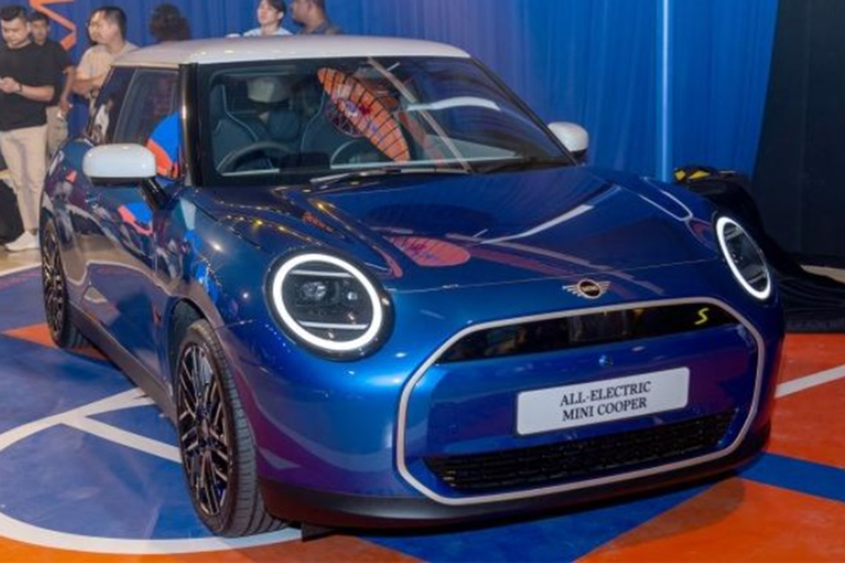 Mini Cooper SE hon 1 ty dong tai Dong Nam A, co ve Viet Nam?