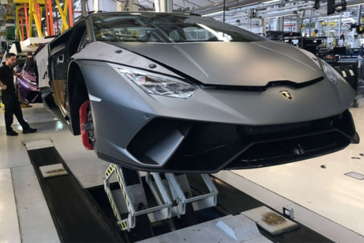 Hang sieu xe Lamborghini “bo tui” gan 44.000 ty dong nua dau 2024-Hinh-2