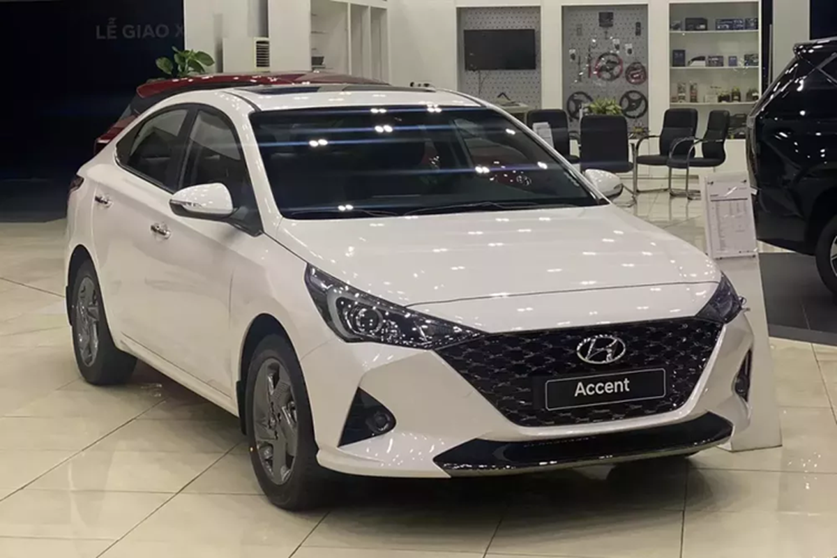 Hyundai Accent doi cu ton kho xa hang, giam hang chuc trieu dong