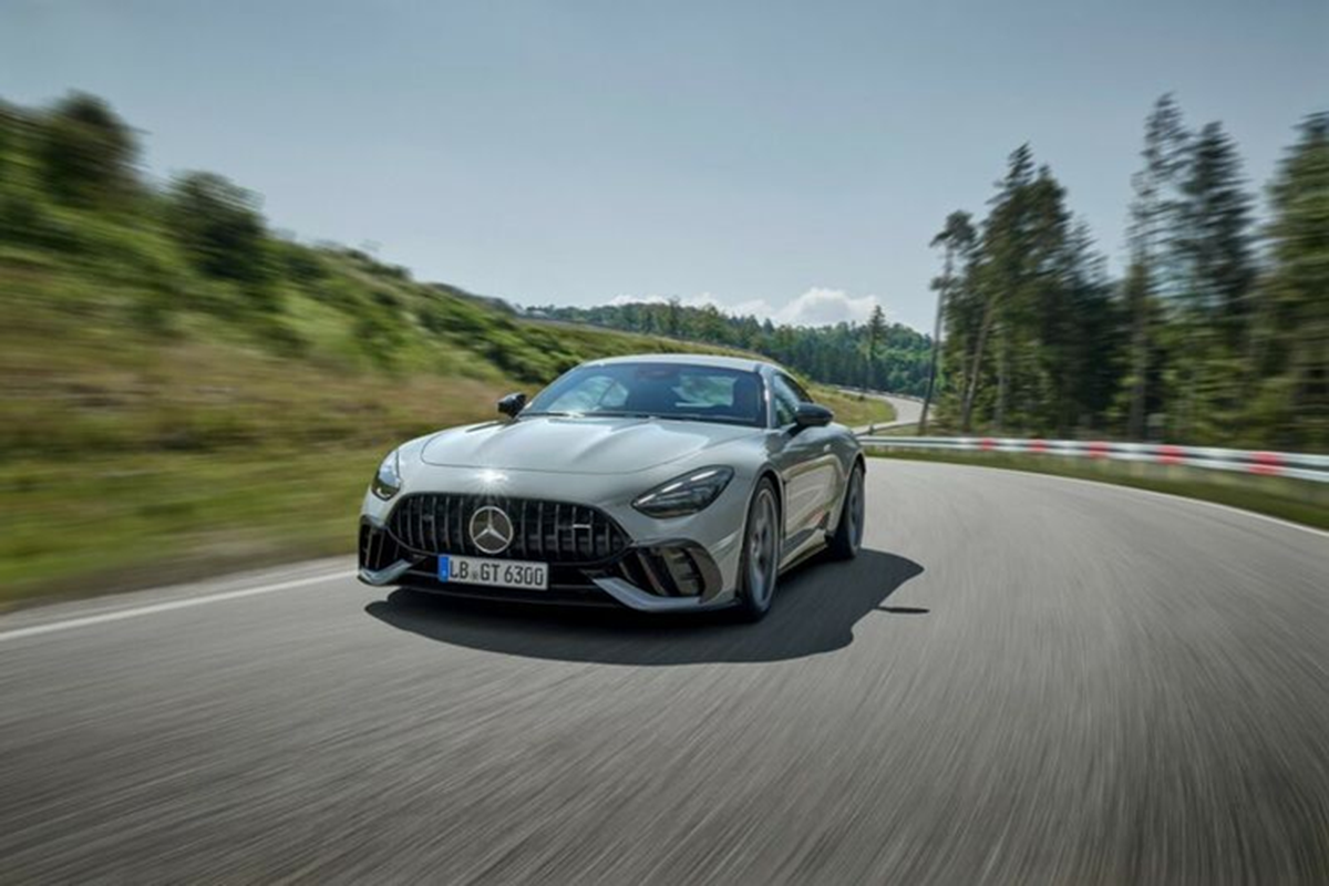 Mercedes-AMG GT 63 Pro - coupe manh 603 ma luc nhu xe duong dua-Hinh-2