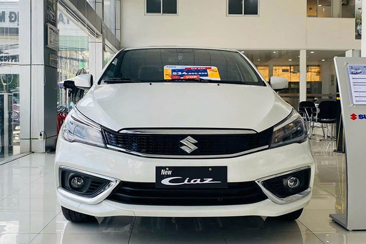 Gia xe Suzuki Ciaz tai Viet Nam 