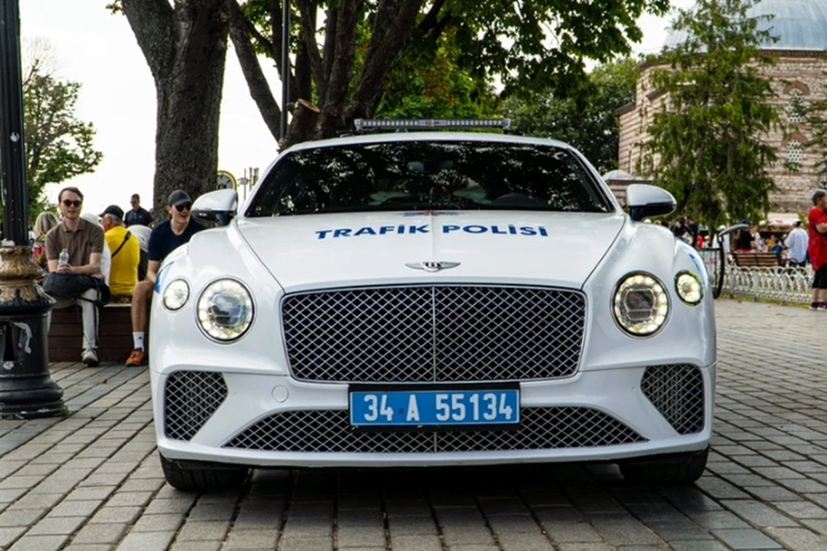 Bentley Continental cua trum ma tuy lam xe canh sat tai Tho Nhi Ky-Hinh-3