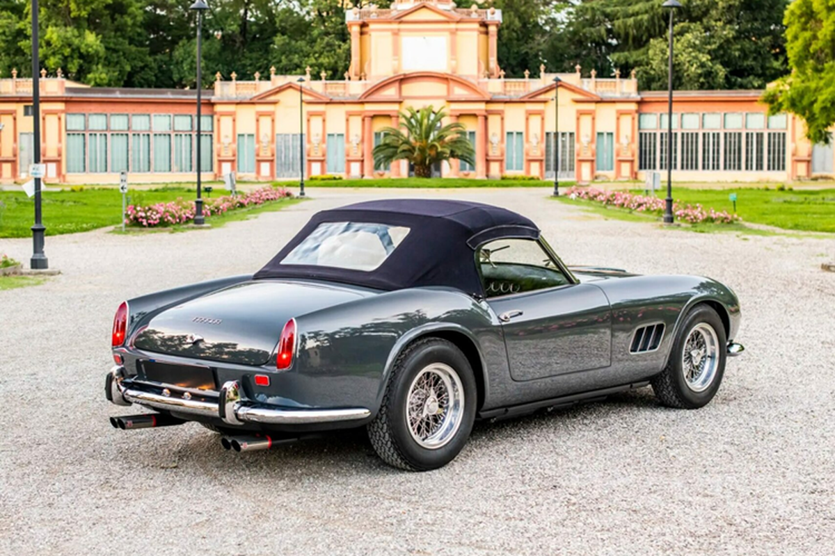 Ferrari 250 GT California Spider co 