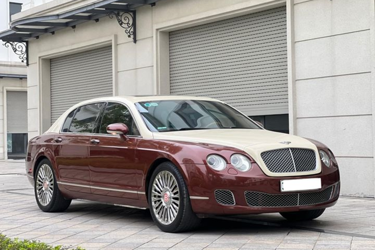 Bentley Flying Spur sau 17 nam phuc vu dai gia, rao ban 1 ty dong