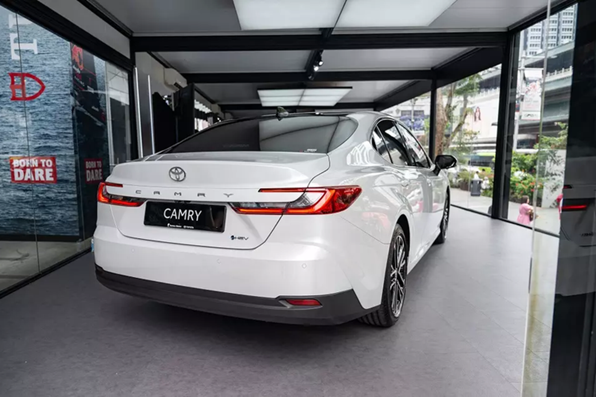 Toyota Camry 2025 ve Viet Nam cuoi nam nay se cat phien ban nao?-Hinh-8