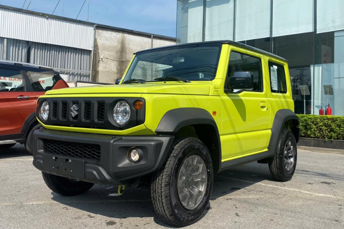 Suzuki Jimny va XL7 hybrid dang giam toi 50% le phi truoc ba