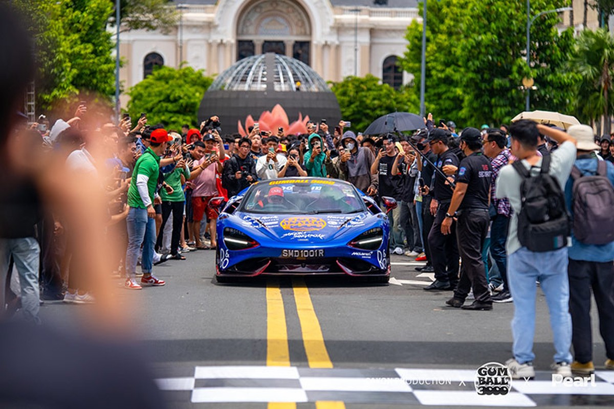 Gumball 3000 2024 - le hoi voi hon 100 sieu xe tai Viet Nam-Hinh-2