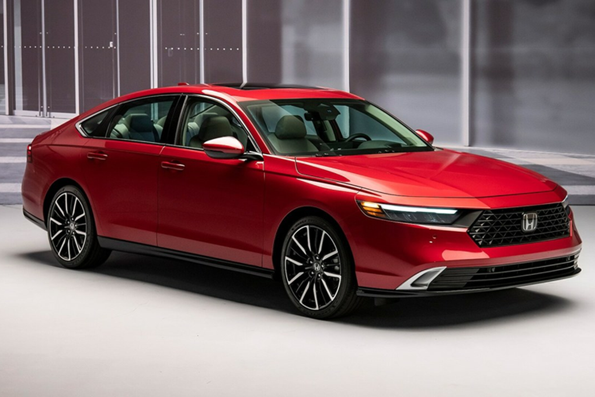 Honda Accord 2025 doi thu Toyota Camry lieu co ve Viet Nam?-Hinh-3