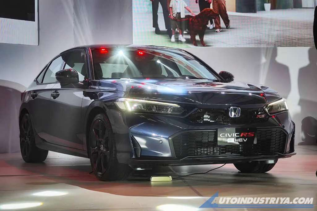 Honda Civic e:HEV 2025 