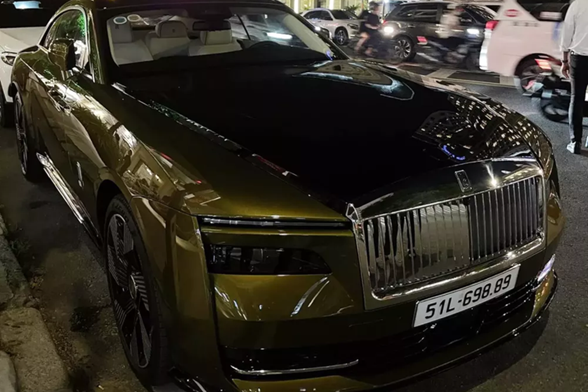 Rolls-Royce Spectre thu 2 cua dai gia Sai Gon, khong duoi 25 ty-Hinh-4