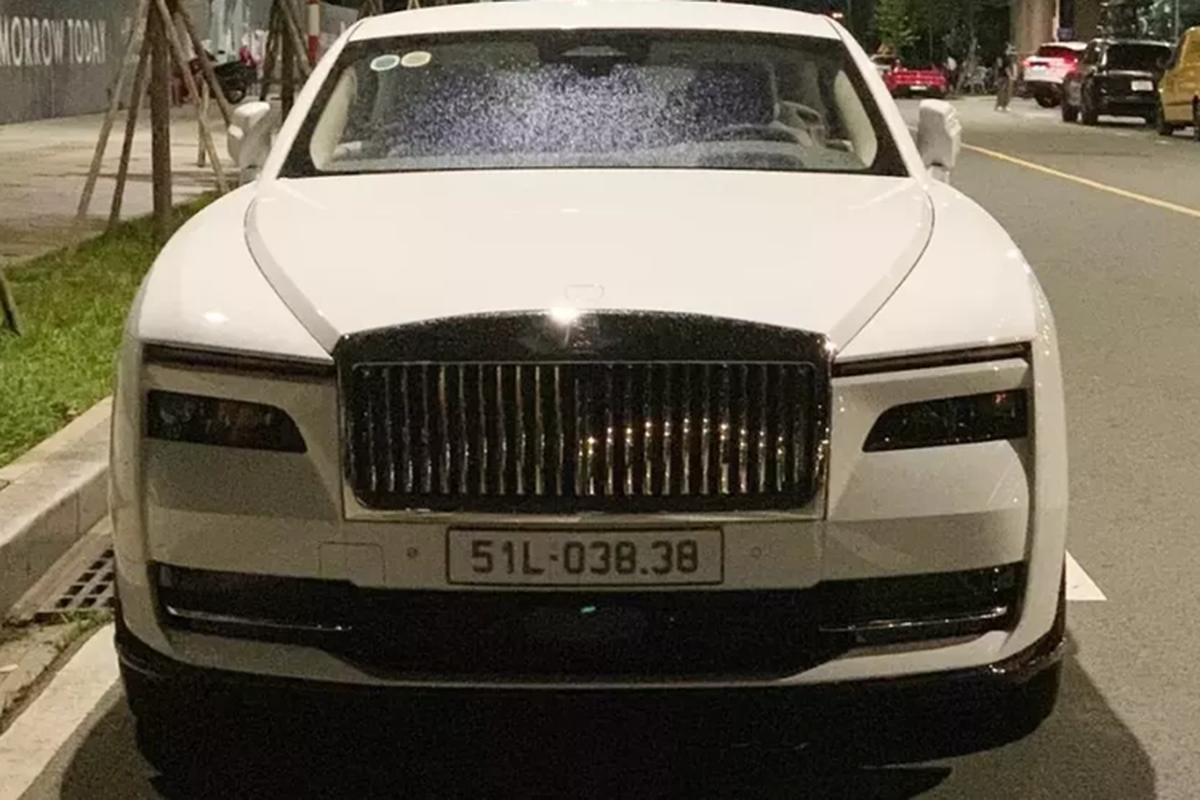 Tan thay bo doi Rolls-Royce Spectre hon 50 ty cua tai Sai Gon-Hinh-3