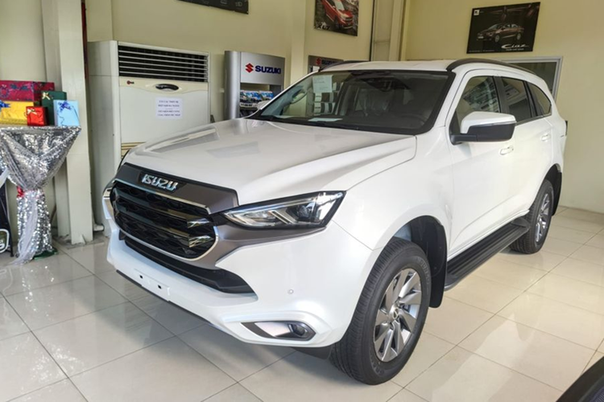 Isuzu mu-X - SUV e nhat Viet Nam giam 215 trieu co thoat e?-Hinh-6