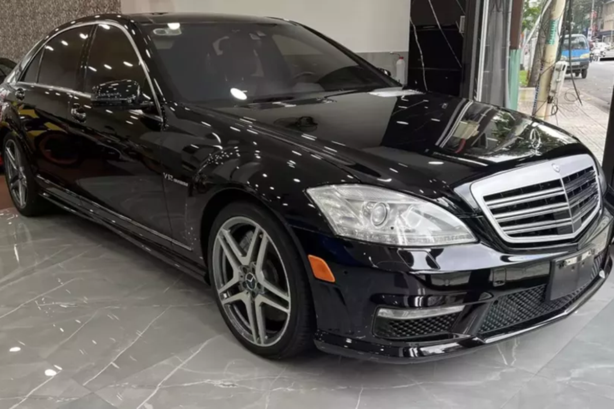 Can canh Mercedes-Benz S65 AMG 2010 sieu hiem tai Viet Nam