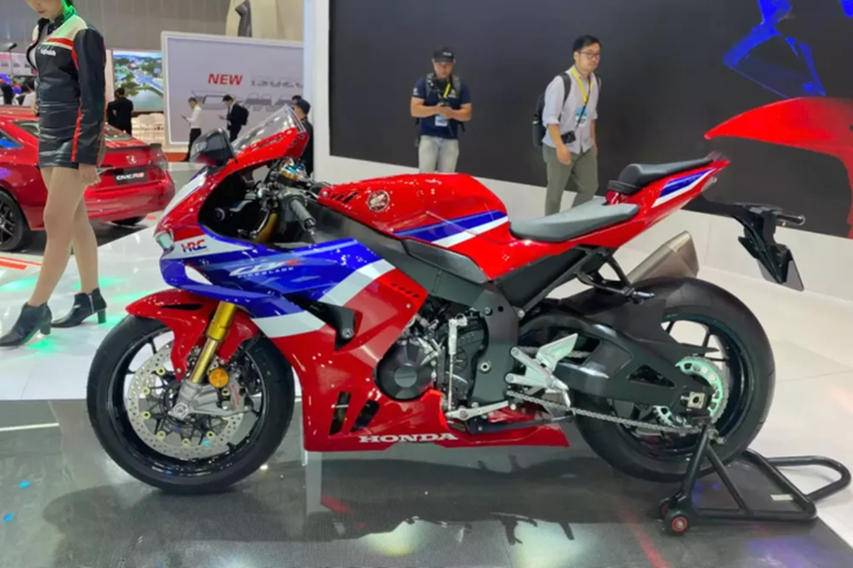 Tan thay Honda CBR1000RR-R Fireblade 2025 bac ty tai Viet Nam-Hinh-4