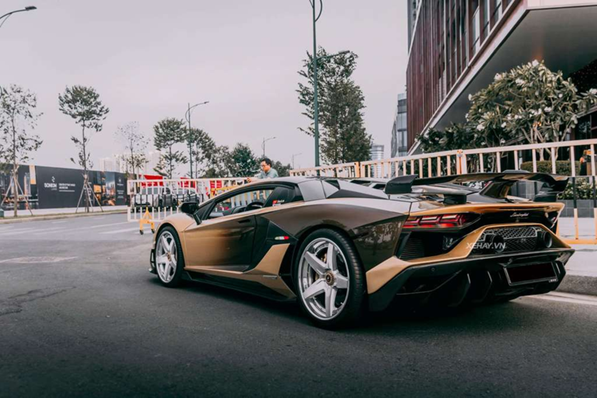 Ngam Lamborghini Aventador SVJ tien ty “cuc doc