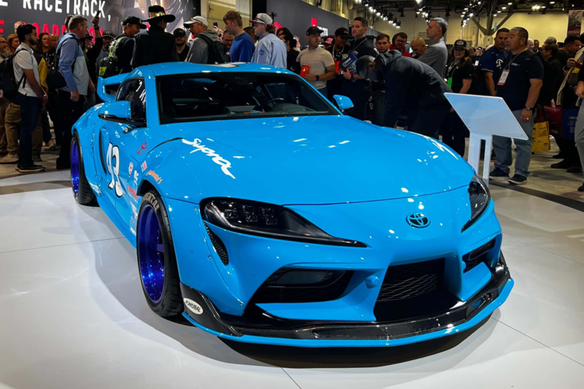 Toyota Supra khoac ao NASCAR, tri an huyen thoai Plymouth Superbird-Hinh-8