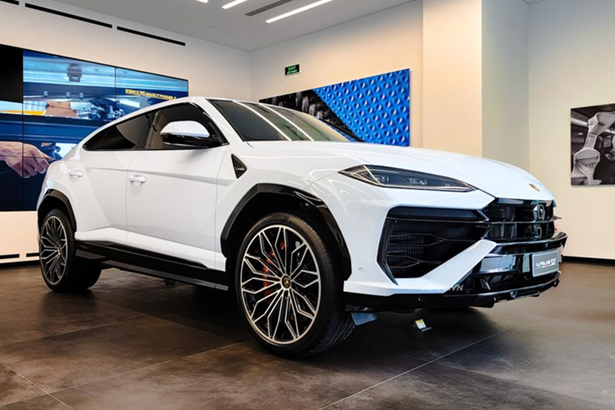 Can canh sieu SUV Lamborghini Urus SE gia 15,6 ty tai Viet Nam